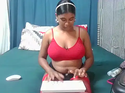 Lilmisskay18 online show from 04.20.26