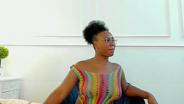 Abril Storm online show from 01.29.25