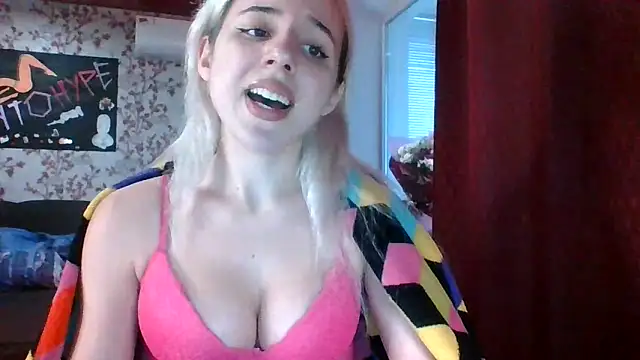 Puregirlaa online show from 12.25.24