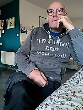 bogland33 online show from 10.28.25