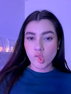 ARITOO  online show from 10.12.25