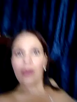 sthefania1710 online show from 02.15.25