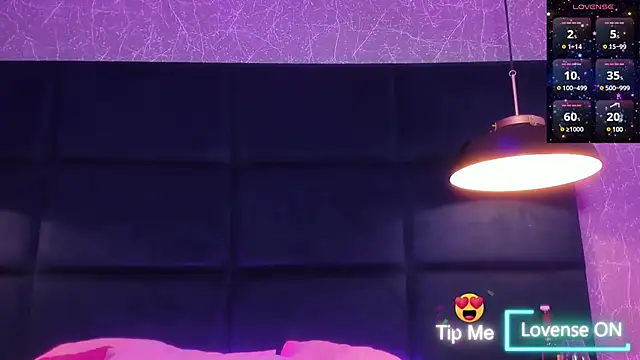 Snapshot of johannaMiller1 chatting on 01.15.25 johannaMiller1 online show from 01.15.25