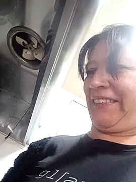 carolina linarez69 online show from 10.27.25