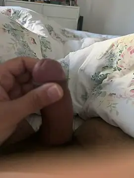 Snapshot of thick_n_hard chatting on 12.24.24 thick n hard online show from 12.24.24