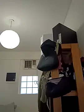 Snapshot of Alma-Mora chatting on 03.17.25 Alma-Mora online show from 03.17.25