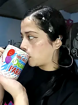 Snapshot of Elvishcassie_ chatting on 03.05.25 Elvishcassie online show from 03.05.25