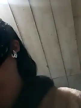 Snapshot of Elvishcassie_ chatting on 03.12.25 Elvishcassie online show from 03.12.25