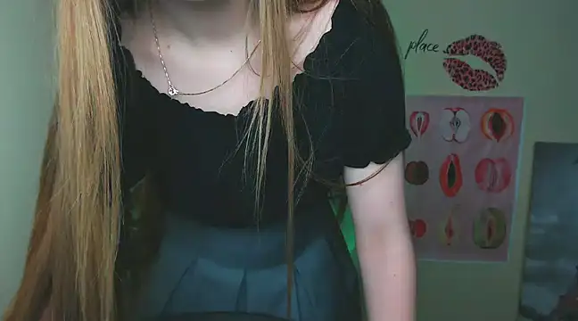 Snapshot of _AlMamiyy_ chatting on 02.14.25  AlMamiyy  online show from 02.14.25