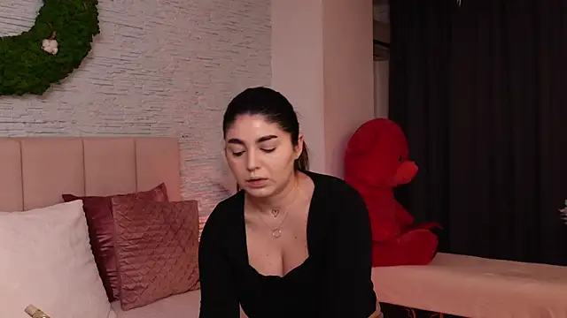 RachelSwaan online show from 02.24.25