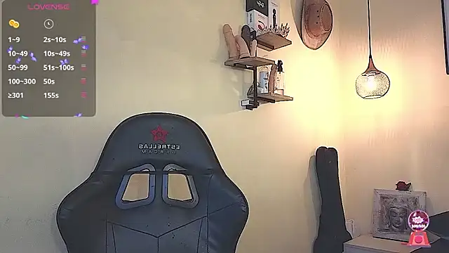 evafoxs online show from 11.25.25