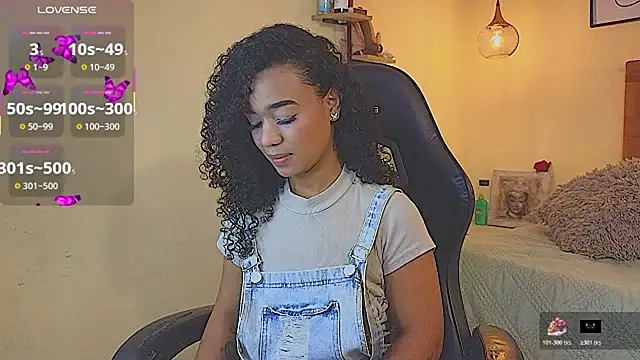 evafoxs online show from 12.18.25