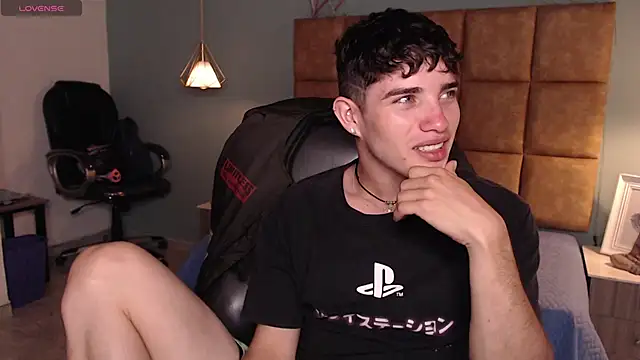 AlejooTwink online show from 02.05.25