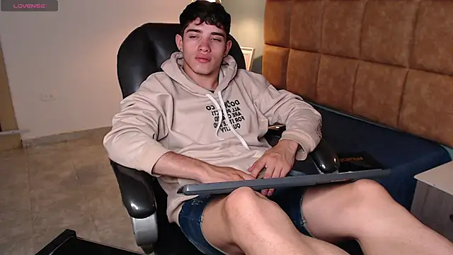 AlejooTwink online show from 02.09.25