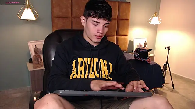 AlejooTwink online show from 02.10.25