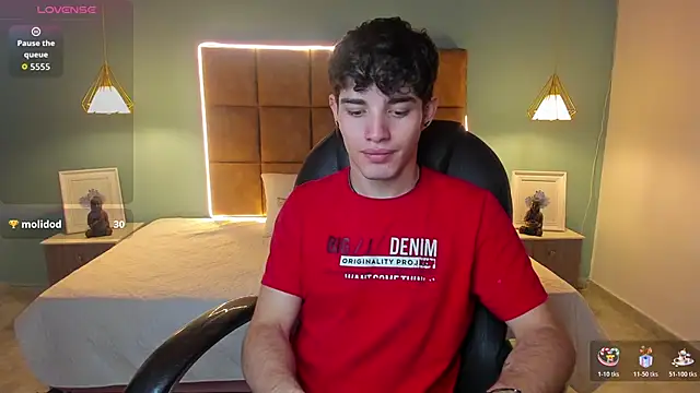 AlejooTwink online show from 11.09.25