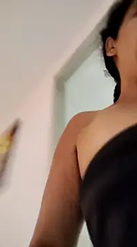 Snapshot of siri_duque chatting on 02.02.25 siri duque online show from 02.02.25