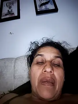 Snapshot of siri_duque chatting on 02.13.25 siri duque online show from 02.13.25