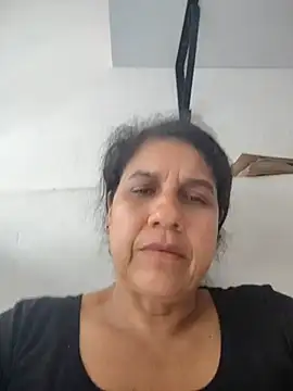 Snapshot of siri_duque chatting on 02.18.25 siri duque online show from 02.18.25