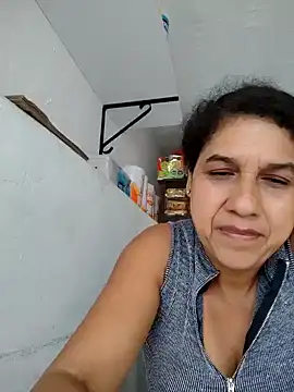 Snapshot of siri_duque chatting on 02.22.25 siri duque online show from 02.22.25