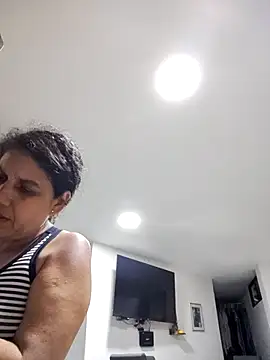 Snapshot of siri_duque chatting on 02.26.25 siri duque online show from 02.26.25