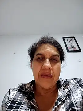 Snapshot of siri_duque chatting on 03.16.25 siri duque online show from 03.16.25
