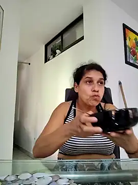 Snapshot of siri_duque chatting on 03.16.25 siri duque online show from 03.16.25