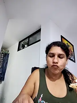 Snapshot of siri_duque chatting on 03.17.25 siri duque online show from 03.17.25