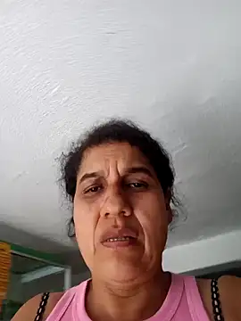 Snapshot of siri_duque chatting on 03.23.25 siri duque online show from 03.23.25