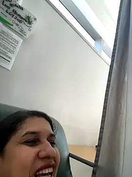 Snapshot of siri_duque chatting on 09.09.25 siri duque online show from 09.09.25
