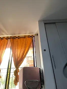 Snapshot of siri_duque chatting on 09.28.25 siri duque online show from 09.28.25