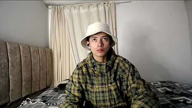 Yellowpokemon23 online show from 11.12.25