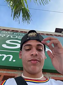 Leo bunny hot online show from 11.15.25