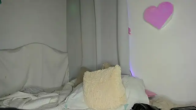 Leo bunny hot online show from 03.17.26