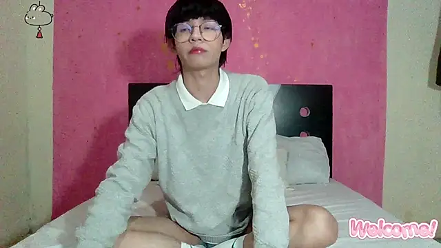 Snapshot of seung_vinblue chatting on 01.07.25 seung vinblue online show from 01.07.25