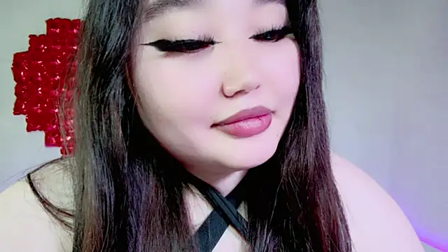 amina moonlightt online show from 02.20.25