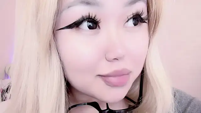 Snapshot of amelia_sunlight chatting on 02.22.25 amelia sunlight online show from 02.22.25