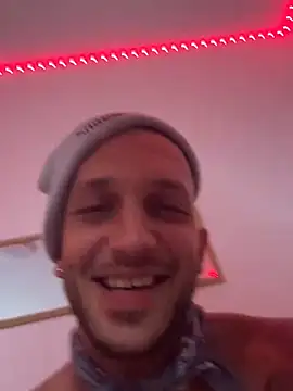 Alaya2006 online show from 11.17.25