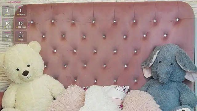 SophiaStarr online show from 02.26.26