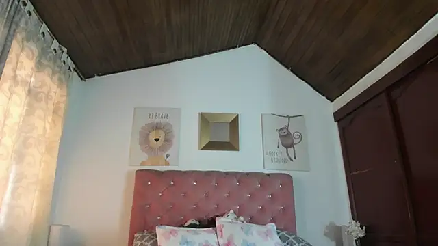 CelessteRedds online show from 10.27.25