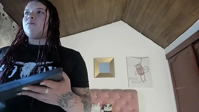 CelessteRedds online show from 12.18.25