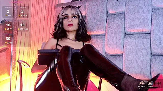 Alice noir online show from 04.18.26