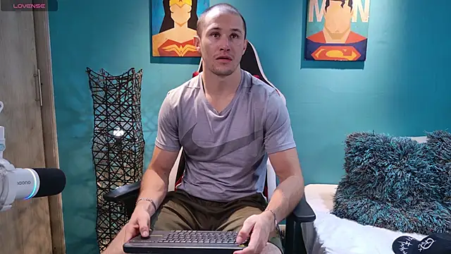 Snapshot of AxelFairchaild chatting on 01.23.25 AxelFairchaild online show from 01.23.25
