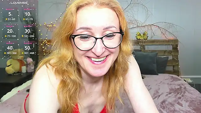 Snapshot of MadissonKiss chatting on 03.16.25 MadissonKiss online show from 03.16.25