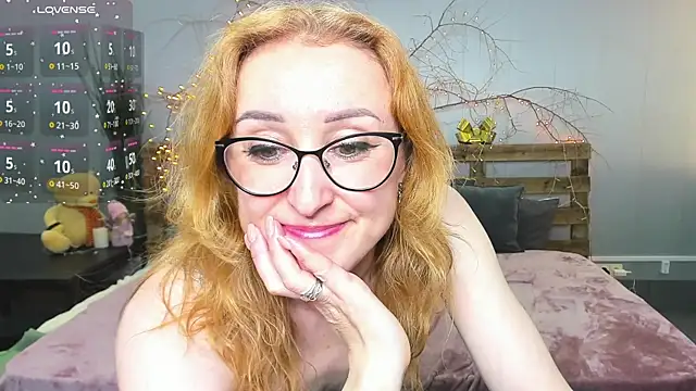 Snapshot of MadissonKiss chatting on 03.19.25 MadissonKiss online show from 03.19.25