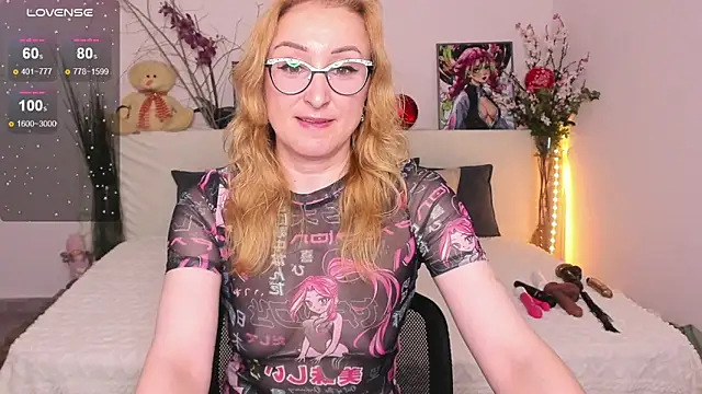 Snapshot of MadissonKiss chatting on 09.26.25 MadissonKiss online show from 09.26.25