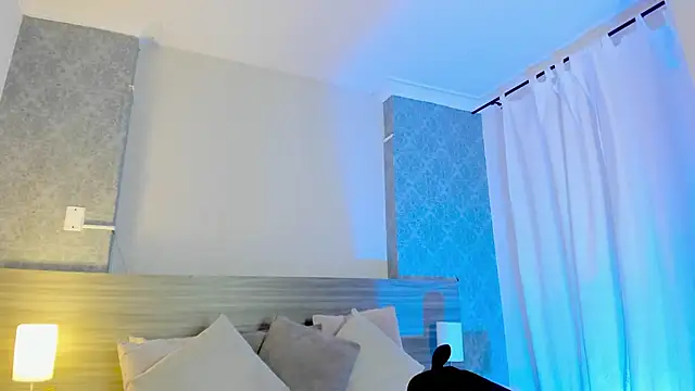 Snapshot of Mistyca chatting on 09.12.25 Mistyca online show from 09.12.25