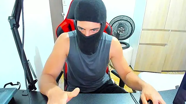 Calihotcaliente277 online show from 02.04.25