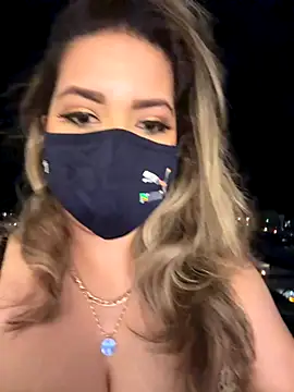 famous indian girl online show from 09.17.25