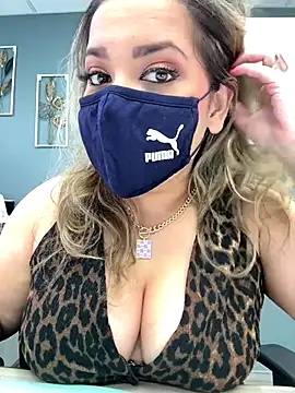 famous indian girl online show from 09.19.25